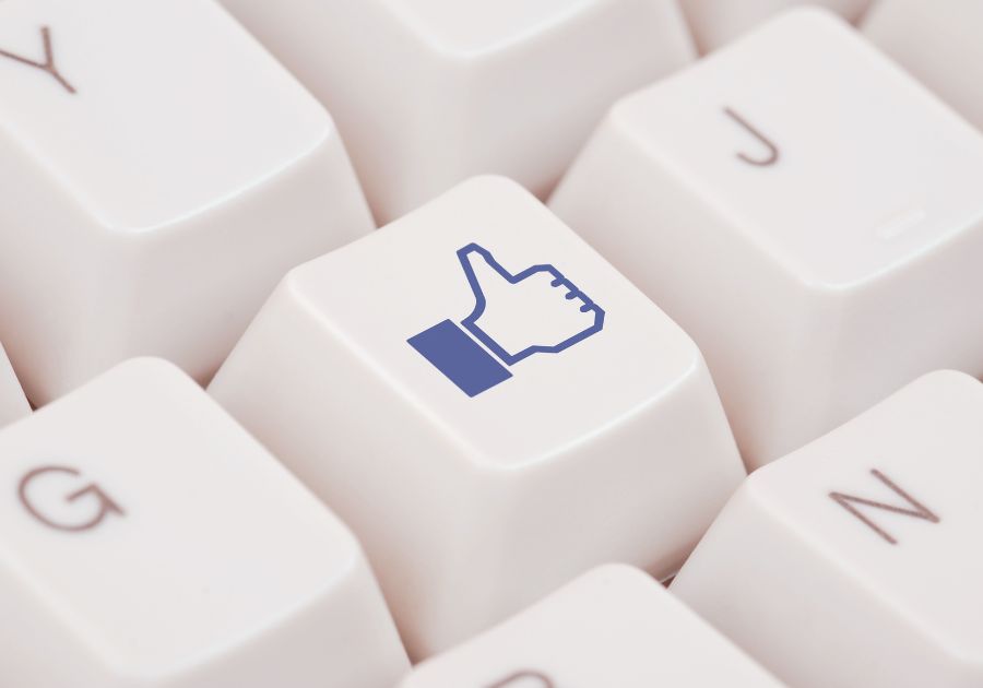 pagine aziendali su facebook come crearle e gestirle