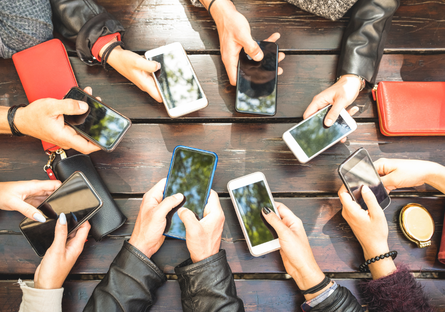 le generazioni di buyer persona sui social media