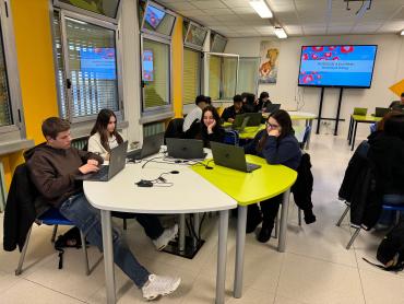 masterclass-social-media-marketing-isitituto-piero-della-francesca-terrry-bertelli4